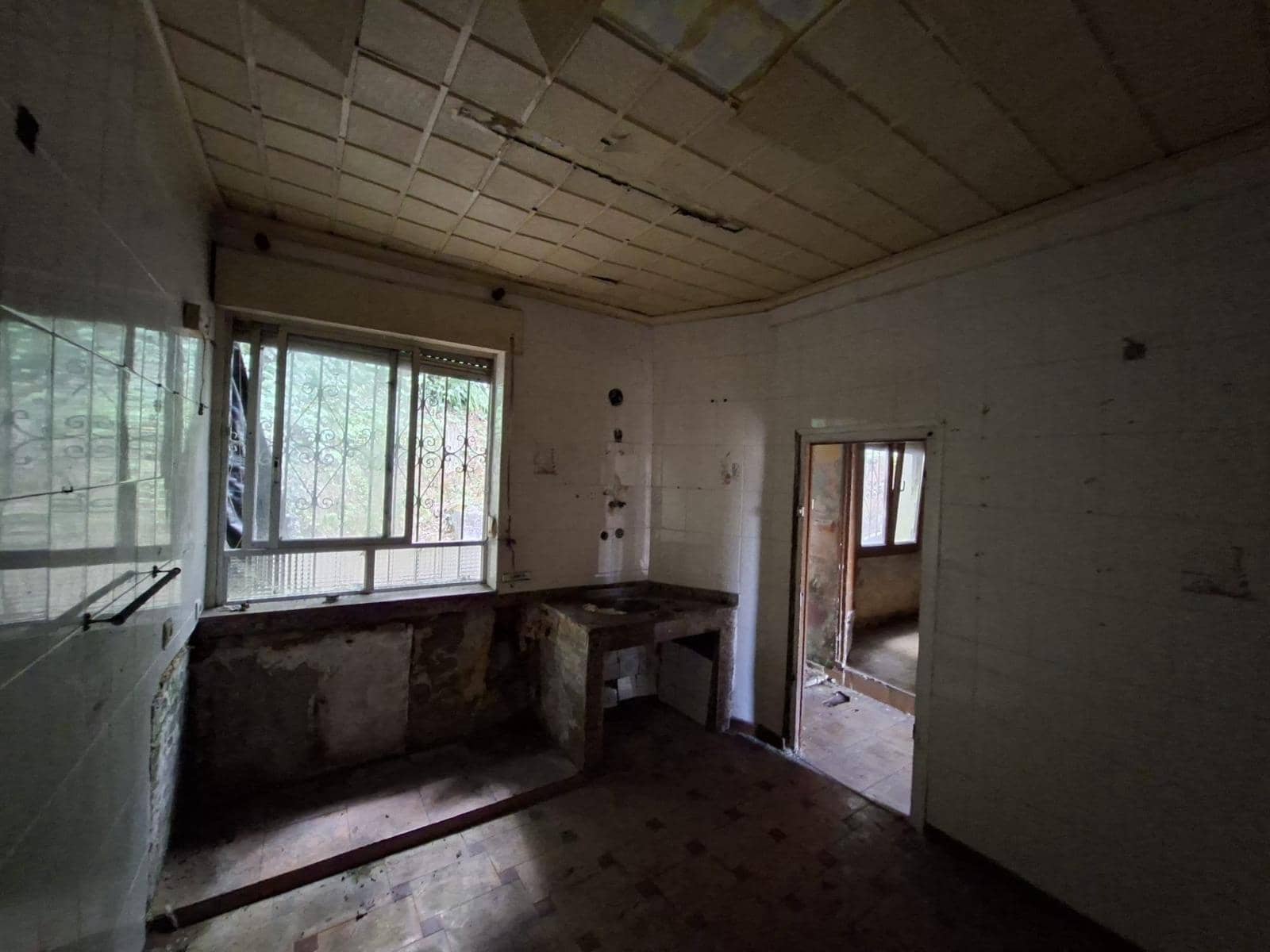 2 slaapkamer Rijtjeshuis te koop in Carreno - € 68.000 (Ref: 9944185)