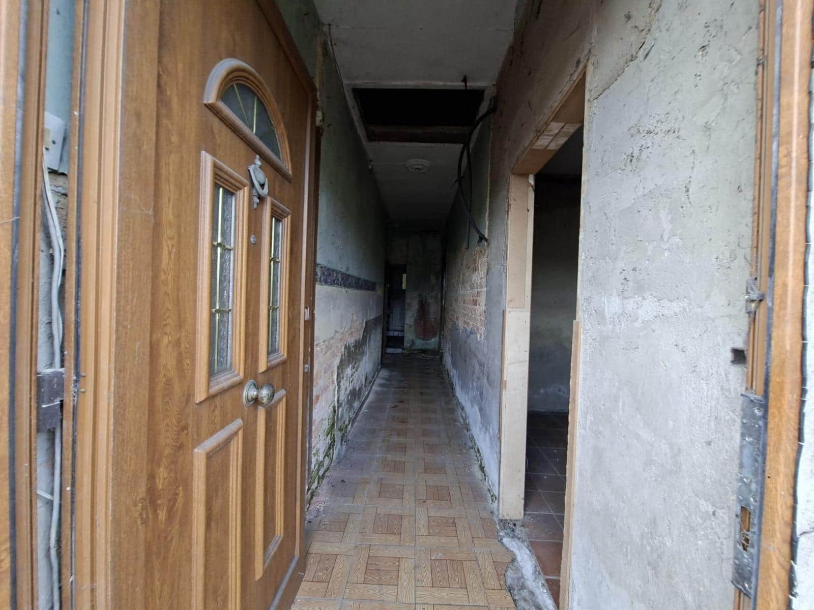 2 slaapkamer Rijtjeshuis te koop in Carreno - € 68.000 (Ref: 9944185)