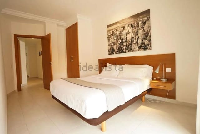1 quarto Apartamento para arrendar em Vegueta, Las Palmas de Gran Canaria - 980 € (Ref: 9945907)