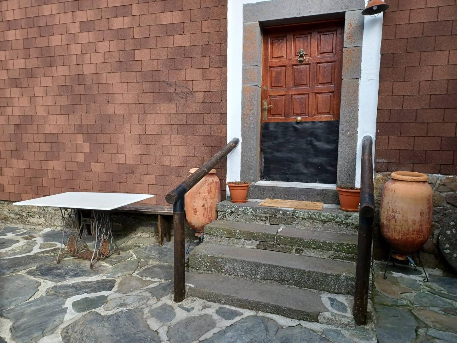 7 bedroom Villa for sale in Cangas del Narcea - € 229,000 (Ref: 9948091)