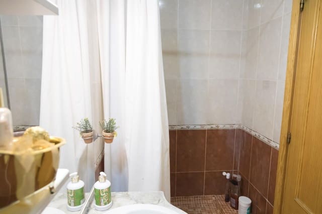 3 sovrum Radhus till salu i San Vicente / Sant Vicent del Raspeig med pool - 375 000 € (Ref: 9949970)