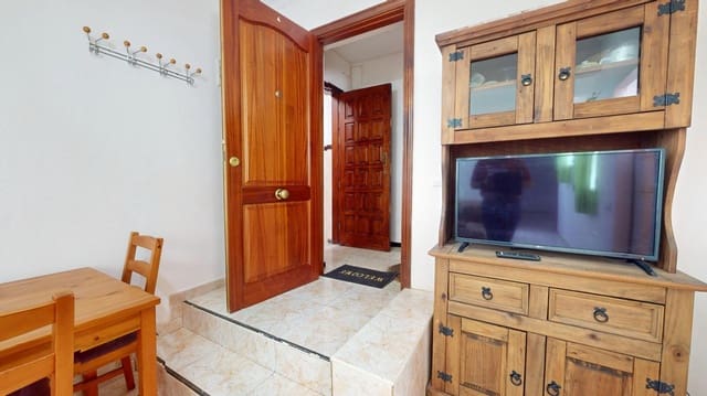 1 soveværelse Lejlighed til salg i Santa Catalina - Canteras, Las Palmas de Gran Canaria - € 160.000 (Ref: 9952776)