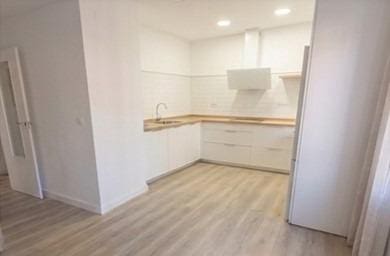 2 bedroom Flat for sale in Santander - € 160,000 (Ref: 9955962)