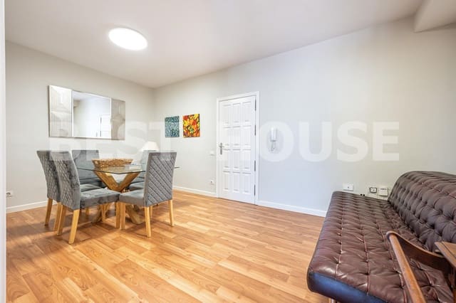 4 quarto Casa em Banda para venda em Telde com piscina garagem - 590 000 € (Ref: 9955963)