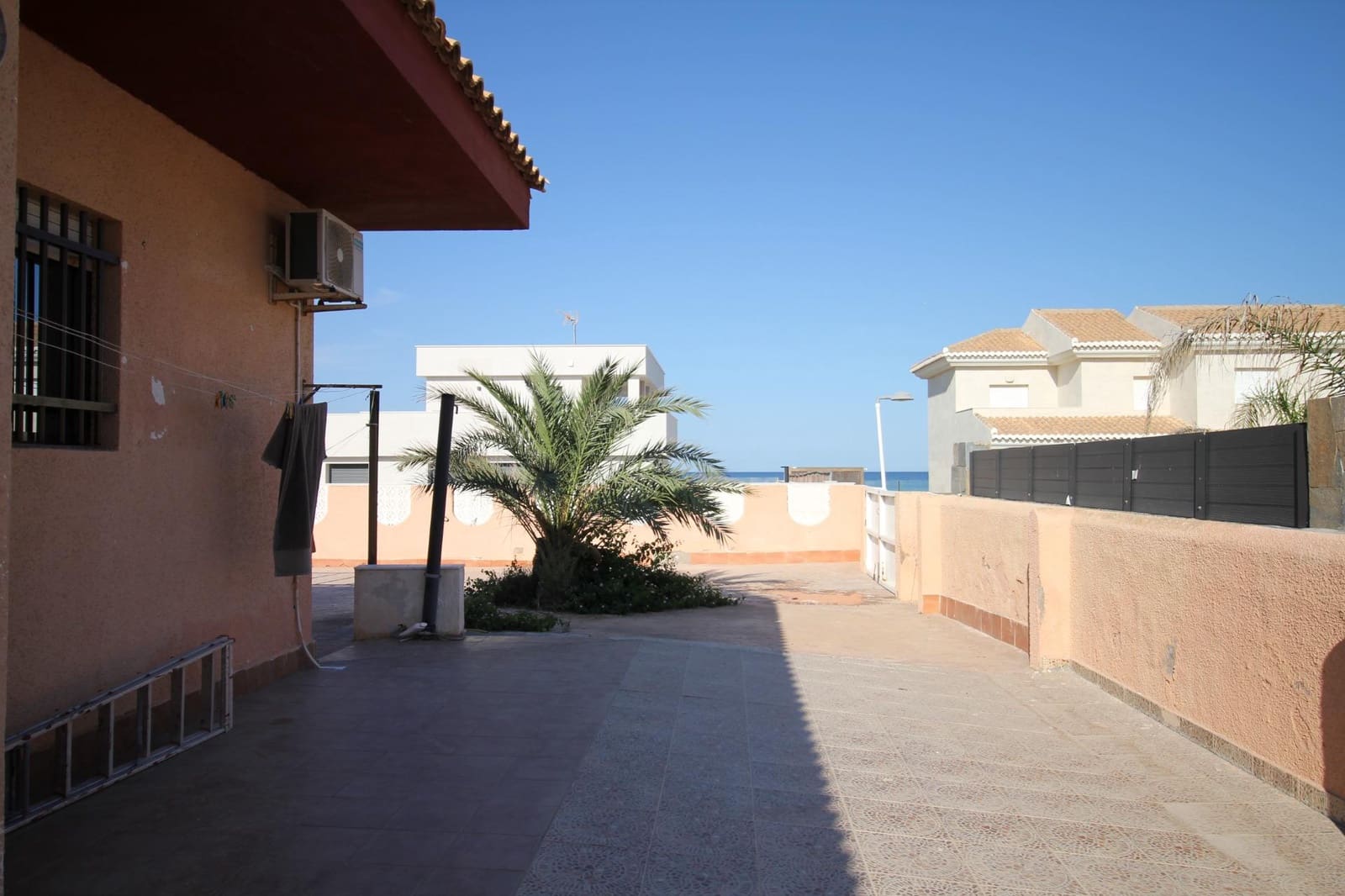 4 bedroom Villa for sale in Murcia city with garage - € 550,000 (Ref: 9955964)