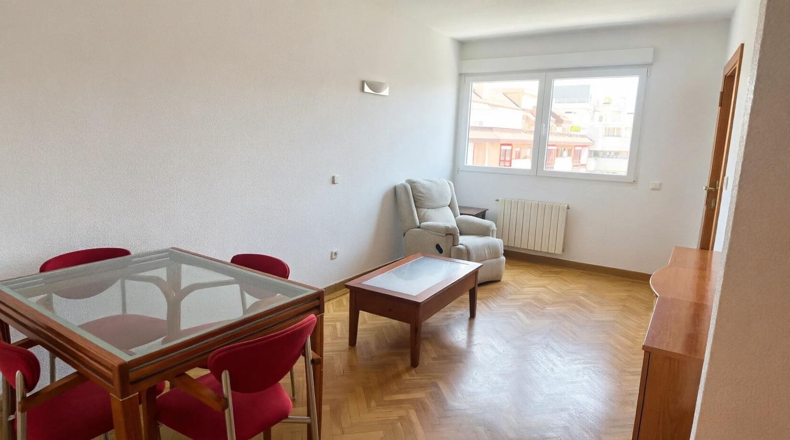 3 makuuhuone Asunto vuokrattavana paikassa Madrid kaupunki mukana uima-altaan 
autotalli - 2 250 € (Ref: 9958117)