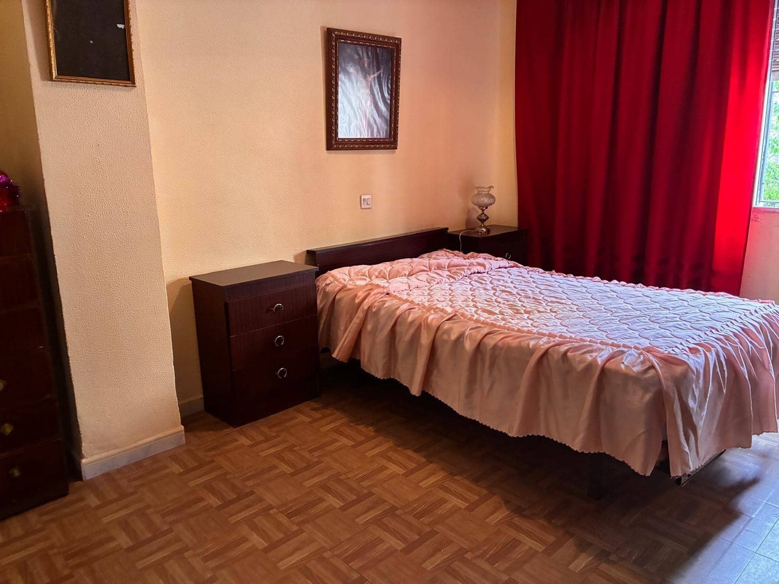 3 bedroom Flat for sale in Jerez de la Frontera - € 125,000 (Ref: 9958119)