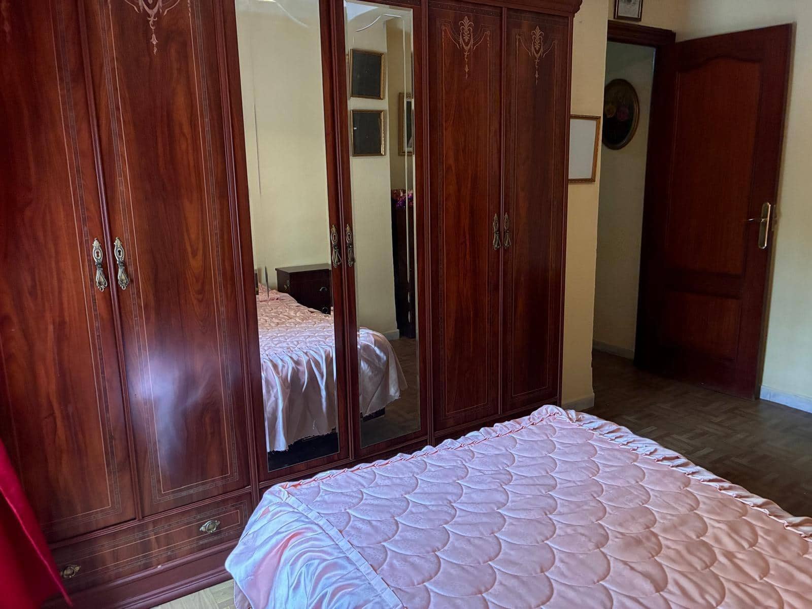 3 bedroom Flat for sale in Jerez de la Frontera - € 125,000 (Ref: 9958119)
