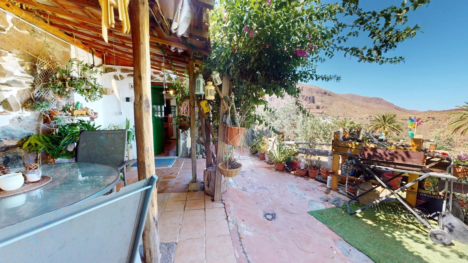 3 bedroom Villa for sale in Aguimes with garage - € 380,500 (Ref: 9963308)