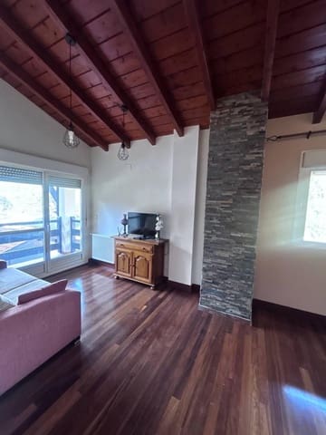 4 slaapkamer Rijtjeshuis te koop in Plentzia met zwembad garage - € 600.000 (Ref: 9963309)