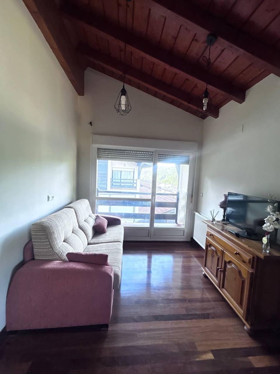 4 slaapkamer Rijtjeshuis te koop in Plentzia met zwembad garage - € 600.000 (Ref: 9963309)