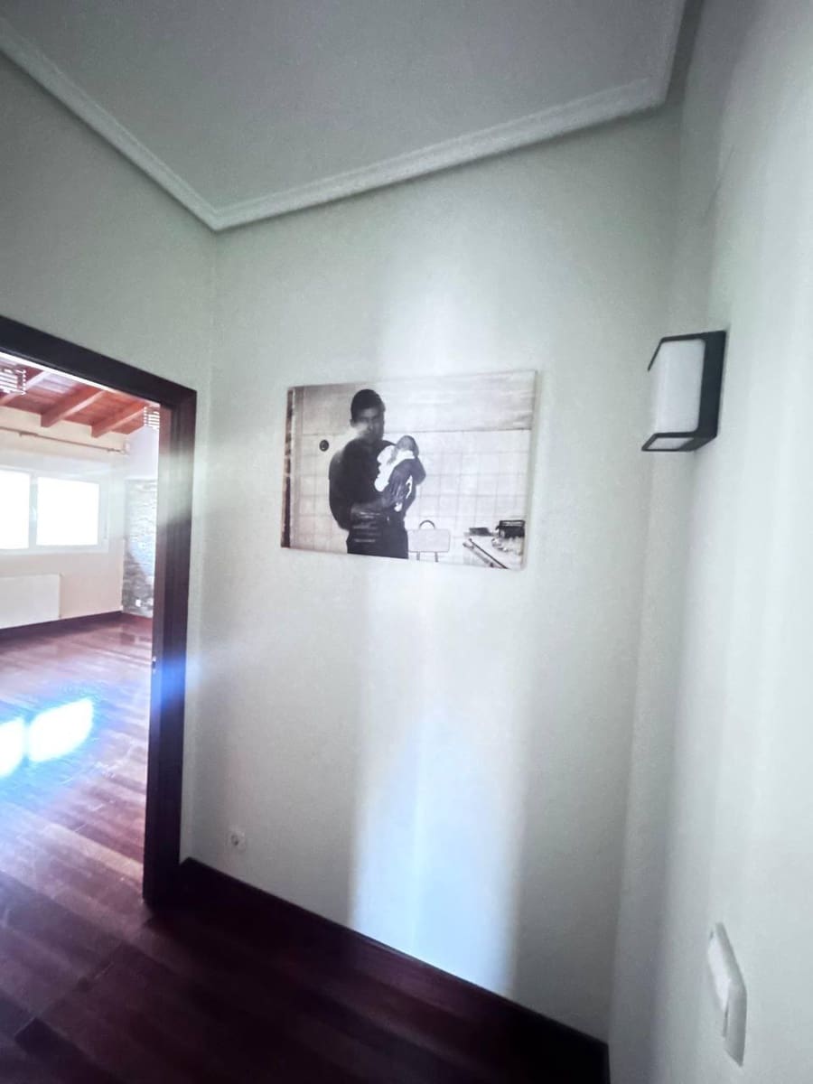 4 slaapkamer Rijtjeshuis te koop in Plentzia met zwembad garage - € 600.000 (Ref: 9963309)