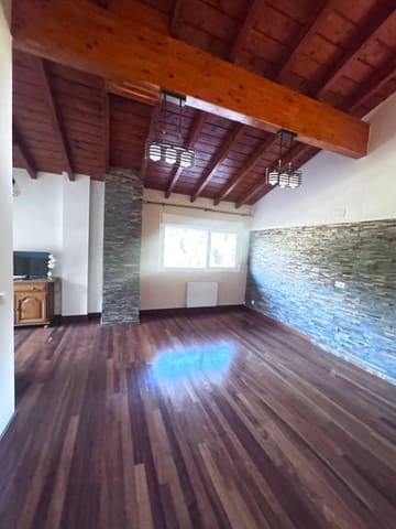 4 slaapkamer Rijtjeshuis te koop in Plentzia met zwembad garage - € 600.000 (Ref: 9963309)