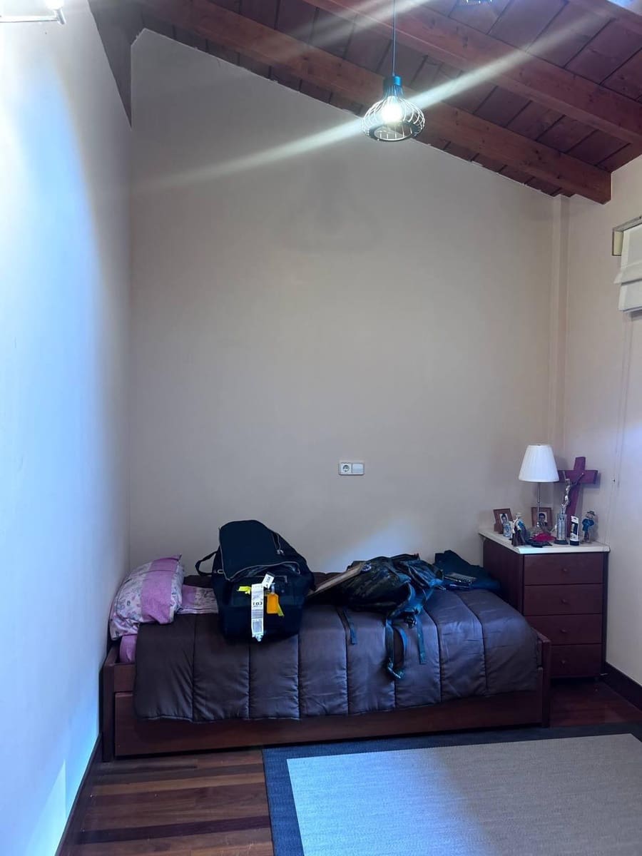 4 slaapkamer Rijtjeshuis te koop in Plentzia met zwembad garage - € 600.000 (Ref: 9963309)