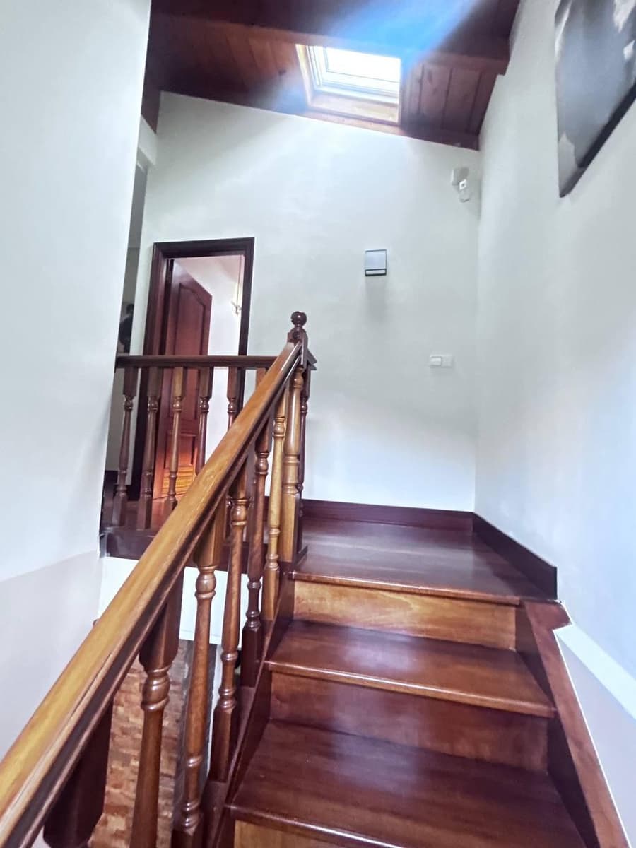 4 slaapkamer Rijtjeshuis te koop in Plentzia met zwembad garage - € 600.000 (Ref: 9963309)