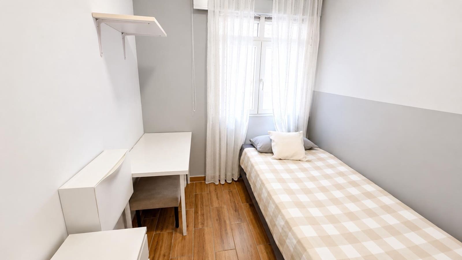 4 soveværelse Lejlighed til salg i Las Palmas de Gran Canaria - € 285.000 (Ref: 9965455)