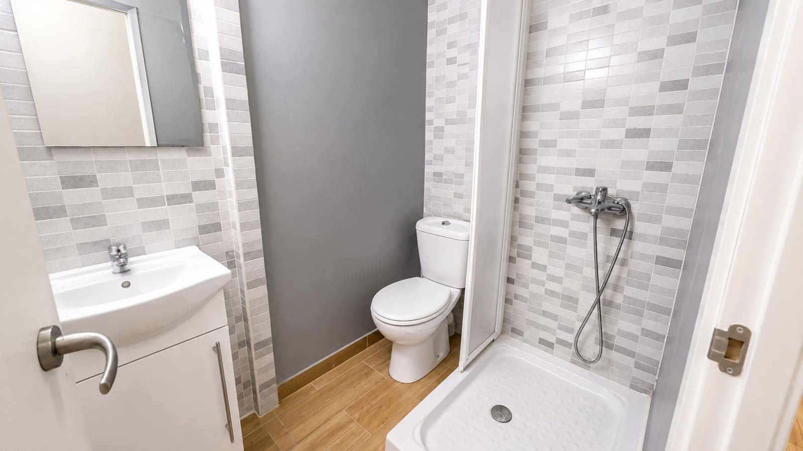 4 soveværelse Lejlighed til salg i Las Palmas de Gran Canaria - € 285.000 (Ref: 9965455)