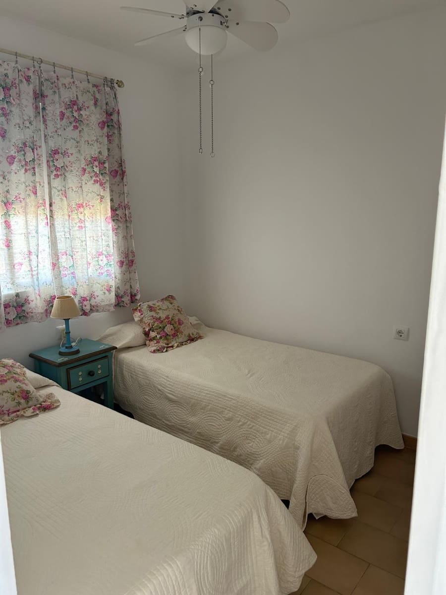 2 bedroom Flat for sale in Almonte with pool - € 269,000 (Ref: 9966778)