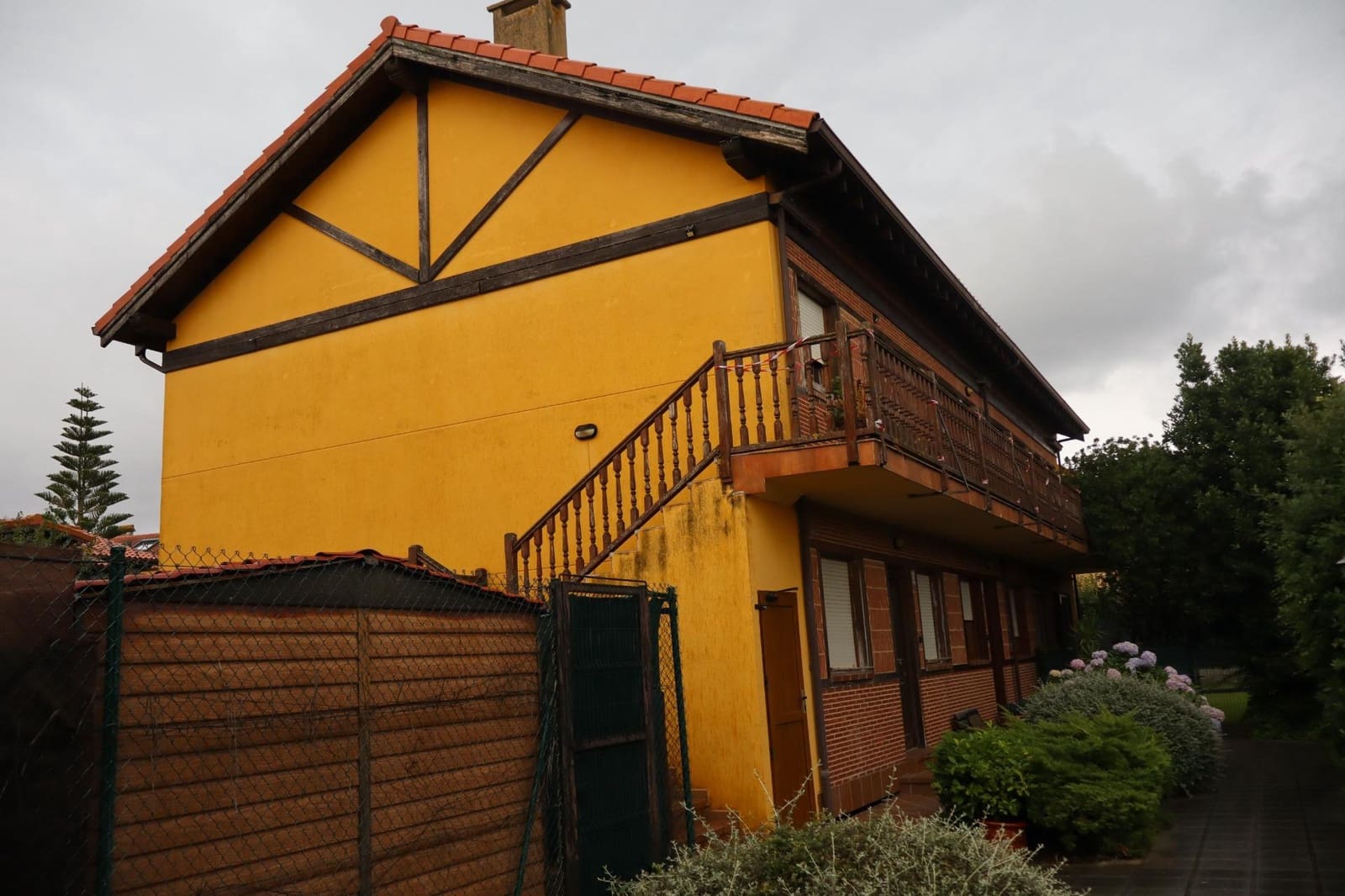 3 soverom Villa til salgs i Galizano med garasje - € 289 000 (Ref: 9970839)