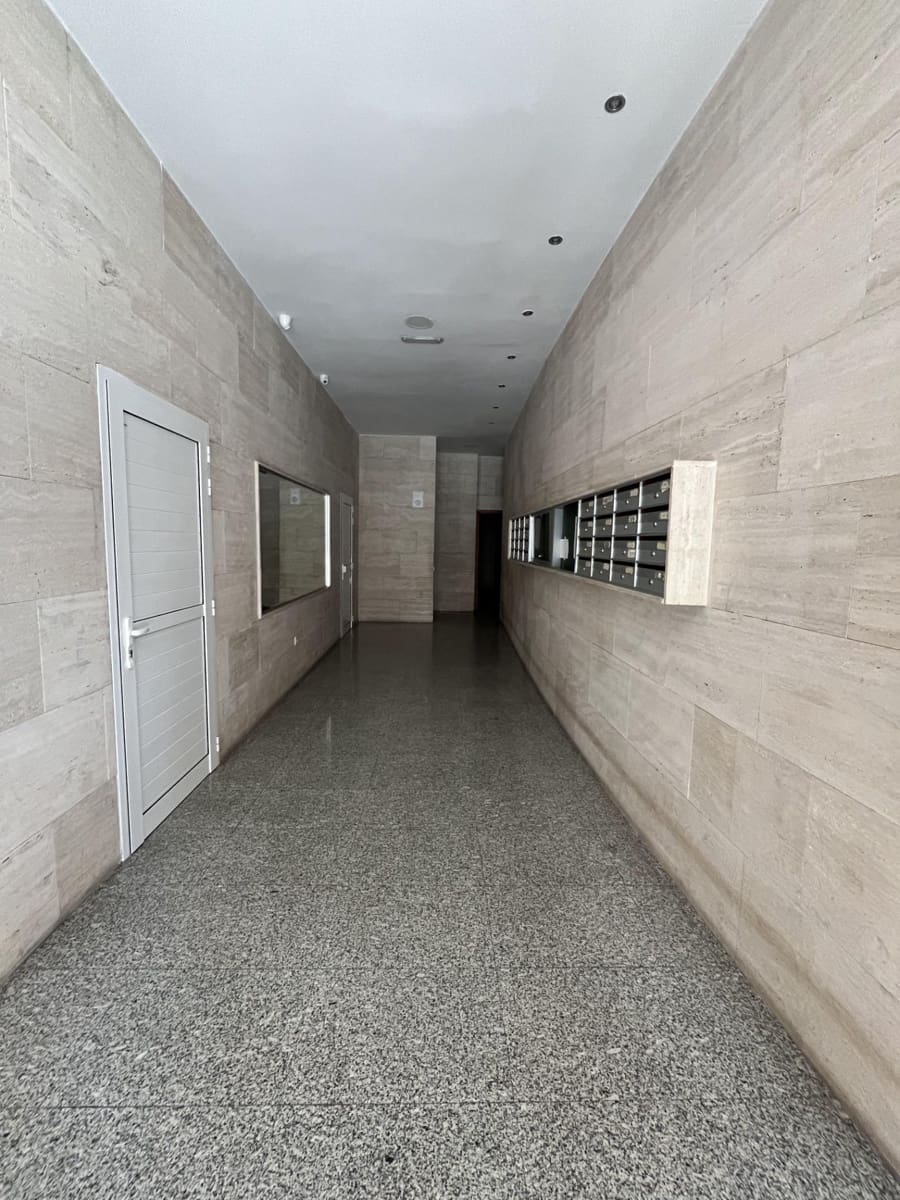 2 soverom Leilighet til leie i Las Palmas de Gran Canaria med garasje - € 1 600 (Ref: 9970840)