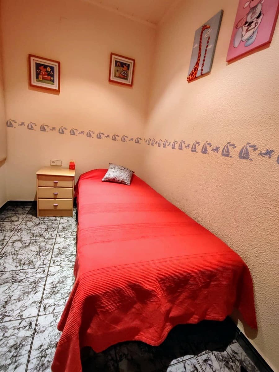 3 sypialnia Apartament na sprzedaż w Badalona - 162 000 € (Ref: 9970841)