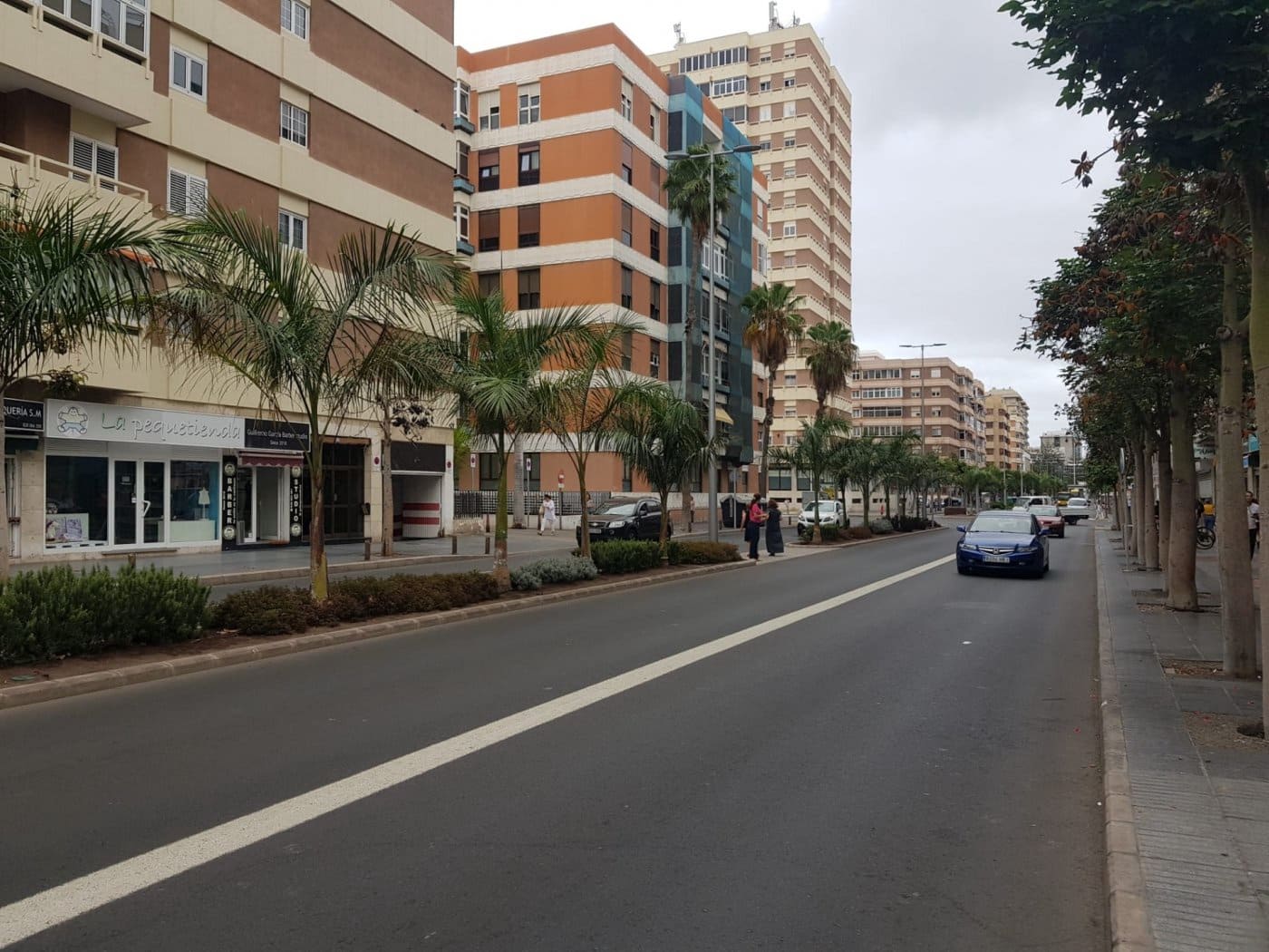 Commercial for rent in Las Palmas de Gran Canaria - € 2,000 (Ref: 9970843)