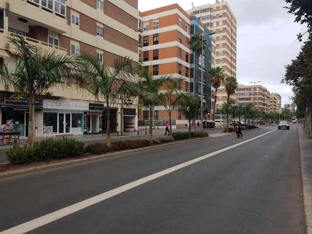 Local Comercial en Las Palmas de Gran Canaria en alquiler - 2.000 € (Ref: 9970843)