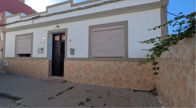 5 sypialnia Willa na sprzedaż w Santa Lucía de Tirajana - 185 000 € (Ref: 9975589)