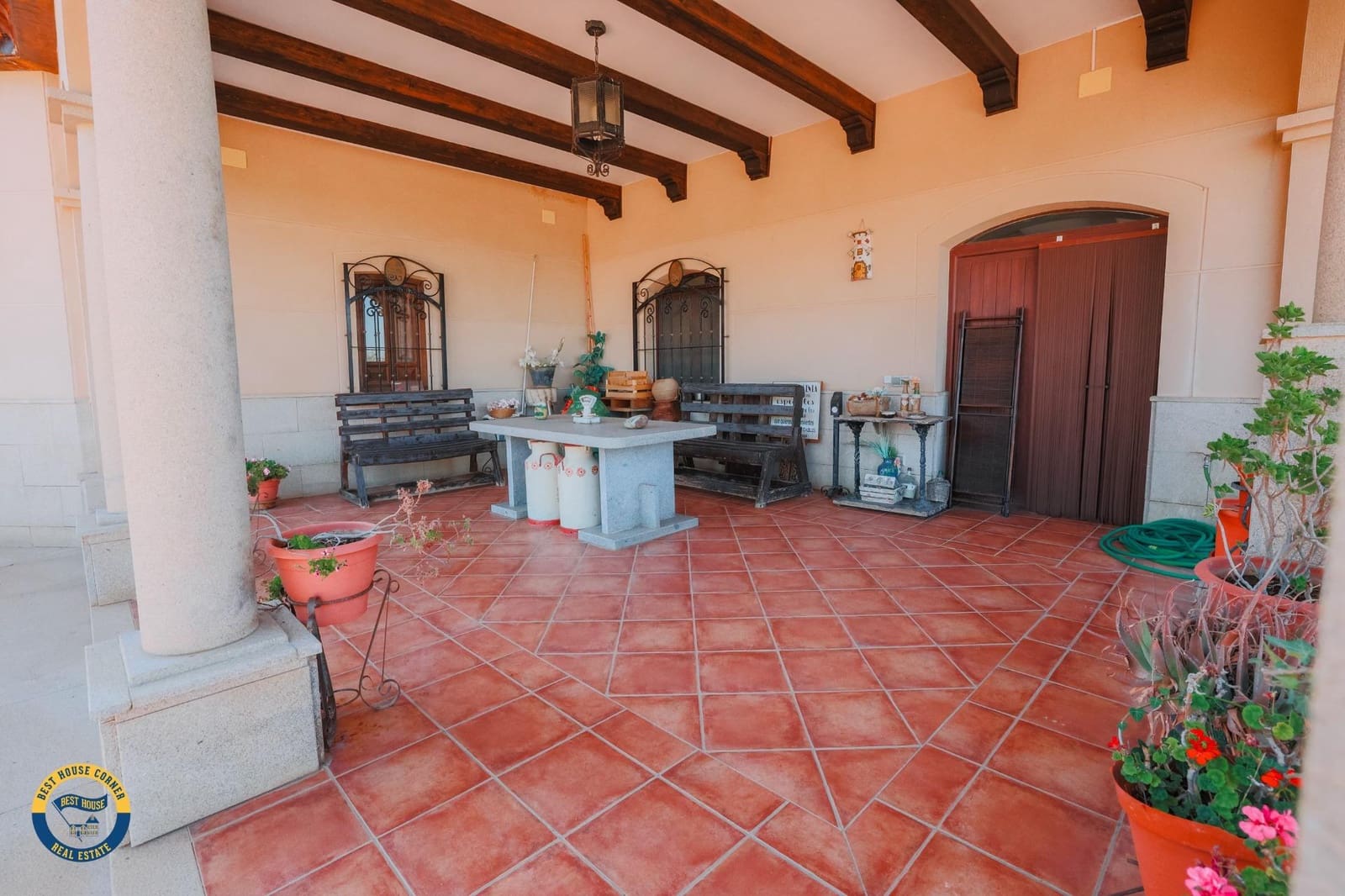 5 slaapkamer Villa te koop in Hornachos met garage - € 590.000 (Ref: 9977466)