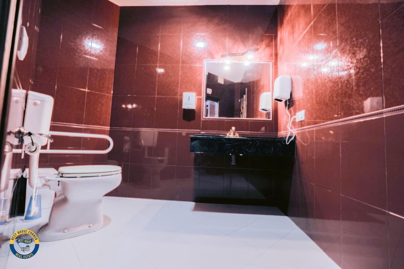5 slaapkamer Villa te koop in Hornachos met garage - € 590.000 (Ref: 9977466)