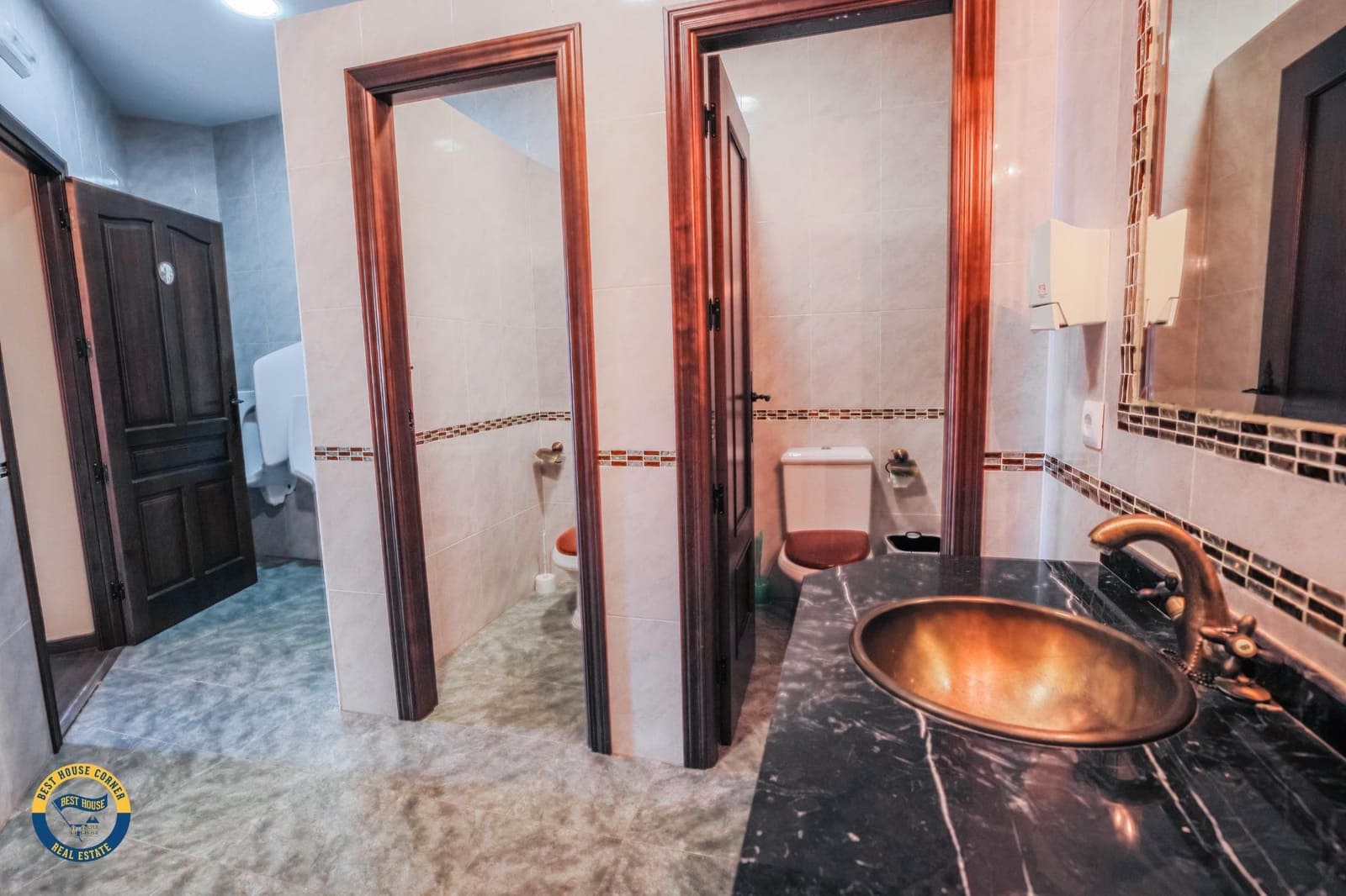 5 slaapkamer Villa te koop in Hornachos met garage - € 590.000 (Ref: 9977466)