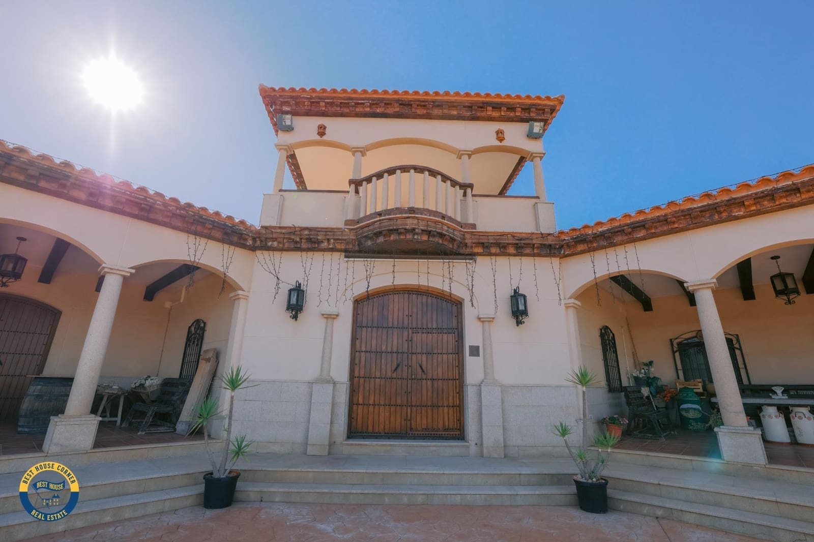 5 slaapkamer Villa te koop in Hornachos met garage - € 590.000 (Ref: 9977466)