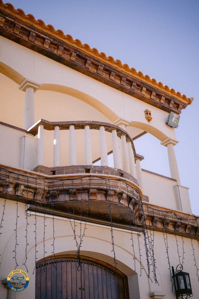 5 slaapkamer Villa te koop in Hornachos met garage - € 590.000 (Ref: 9977466)