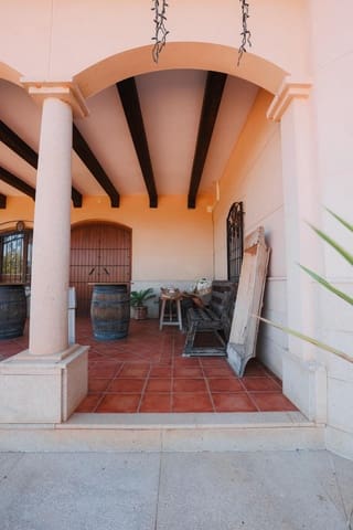 5 Zimmer Villa zu verkaufen in Hornachos mit Garage - 590.000 € (Ref: 9977466)