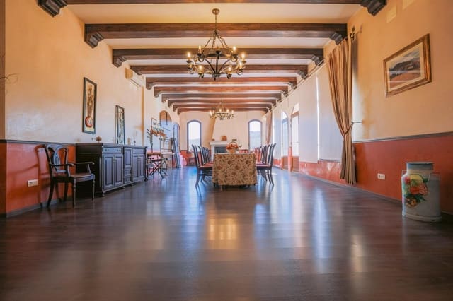 5 Zimmer Villa zu verkaufen in Hornachos mit Garage - 590.000 € (Ref: 9977466)
