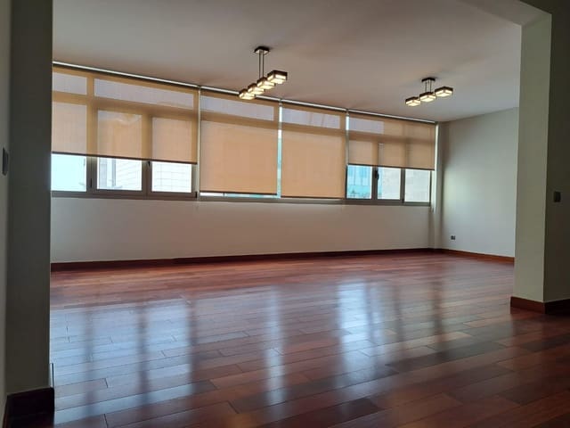 3 soverom Leilighet til leie i Triana, Las Palmas de Gran Canaria - € 1 650 (Ref: 9979027)