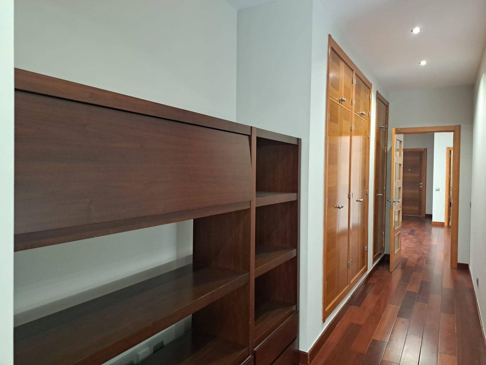 3 soverom Leilighet til leie i Las Palmas de Gran Canaria - € 1 650 (Ref: 9979027)