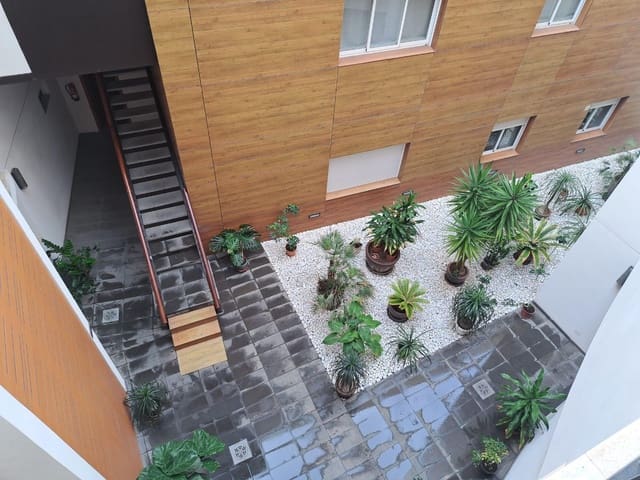 3 soverom Leilighet til leie i Triana, Las Palmas de Gran Canaria - € 1 650 (Ref: 9979027)