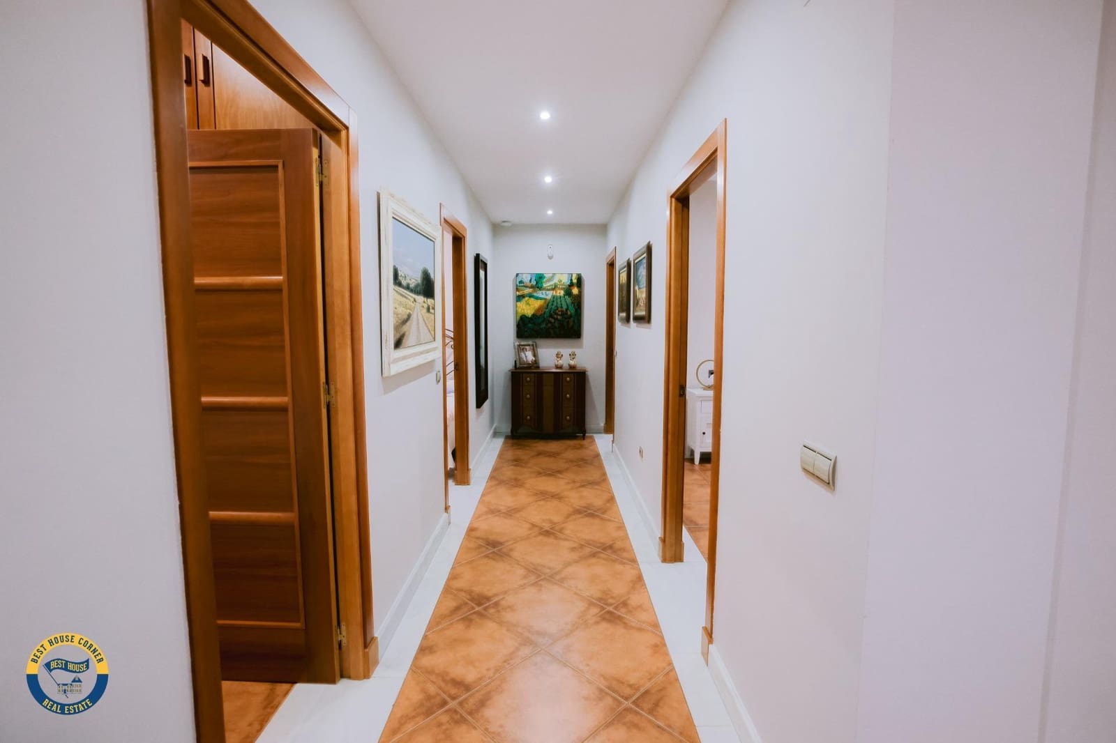 Chalet de 5 habitaciones en Don Benito en venta con piscina garaje - 650.000 € (Ref: 9990852)