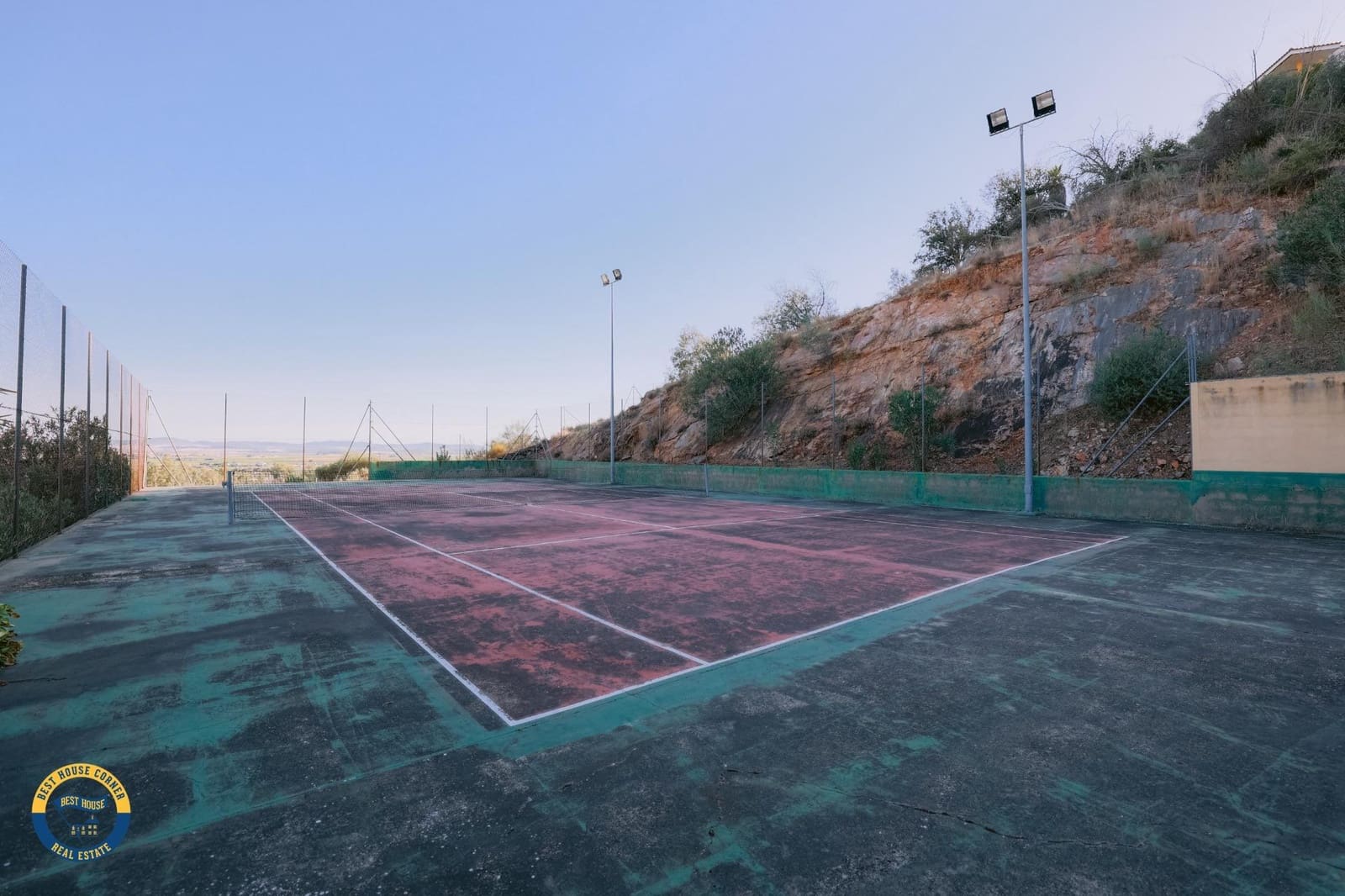 Chalet de 5 habitaciones en Don Benito en venta con piscina garaje - 650.000 € (Ref: 9990852)