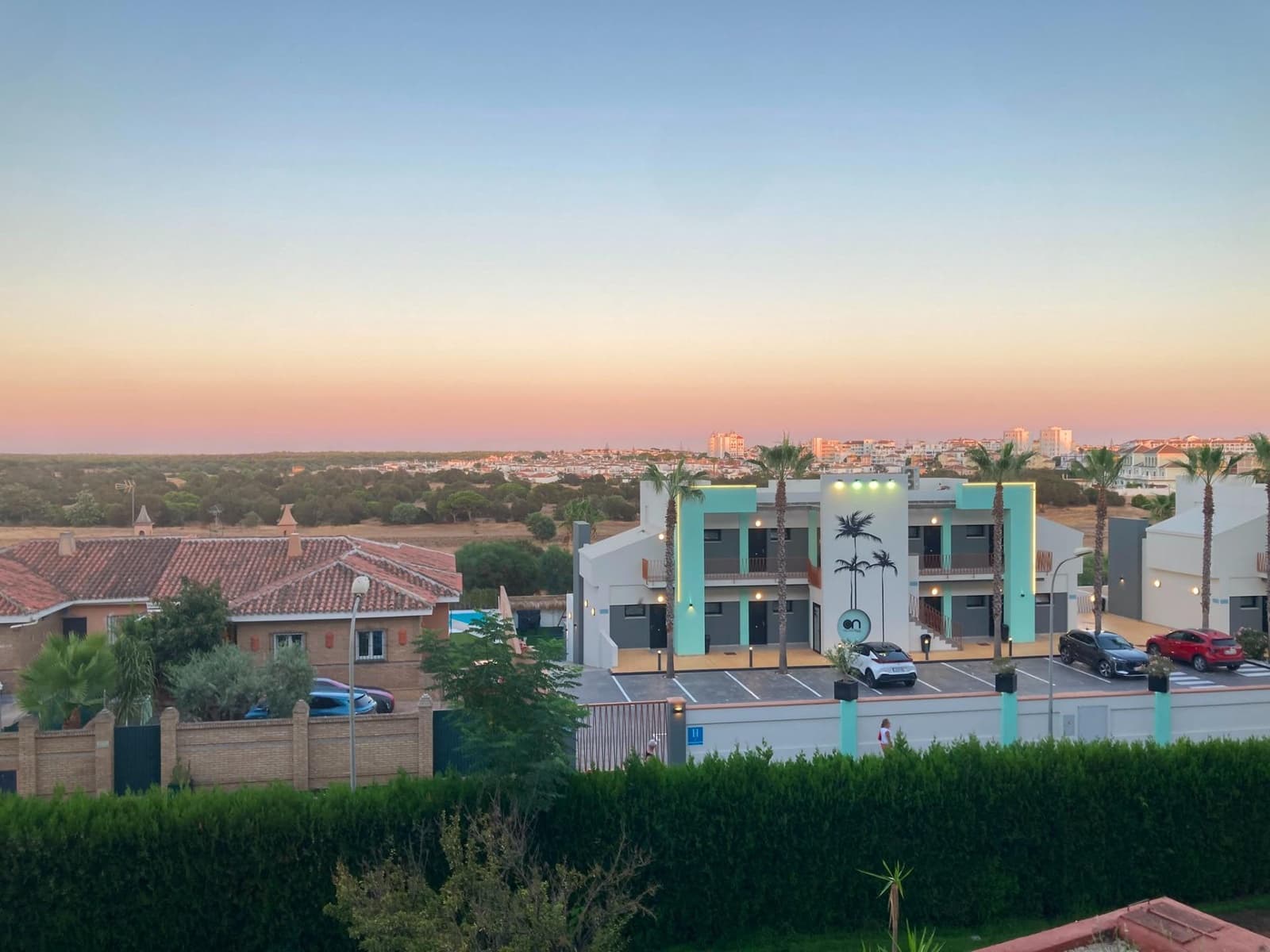 Studio for sale in Matalascanas with pool garage - € 119,000 (Ref: 9990854)