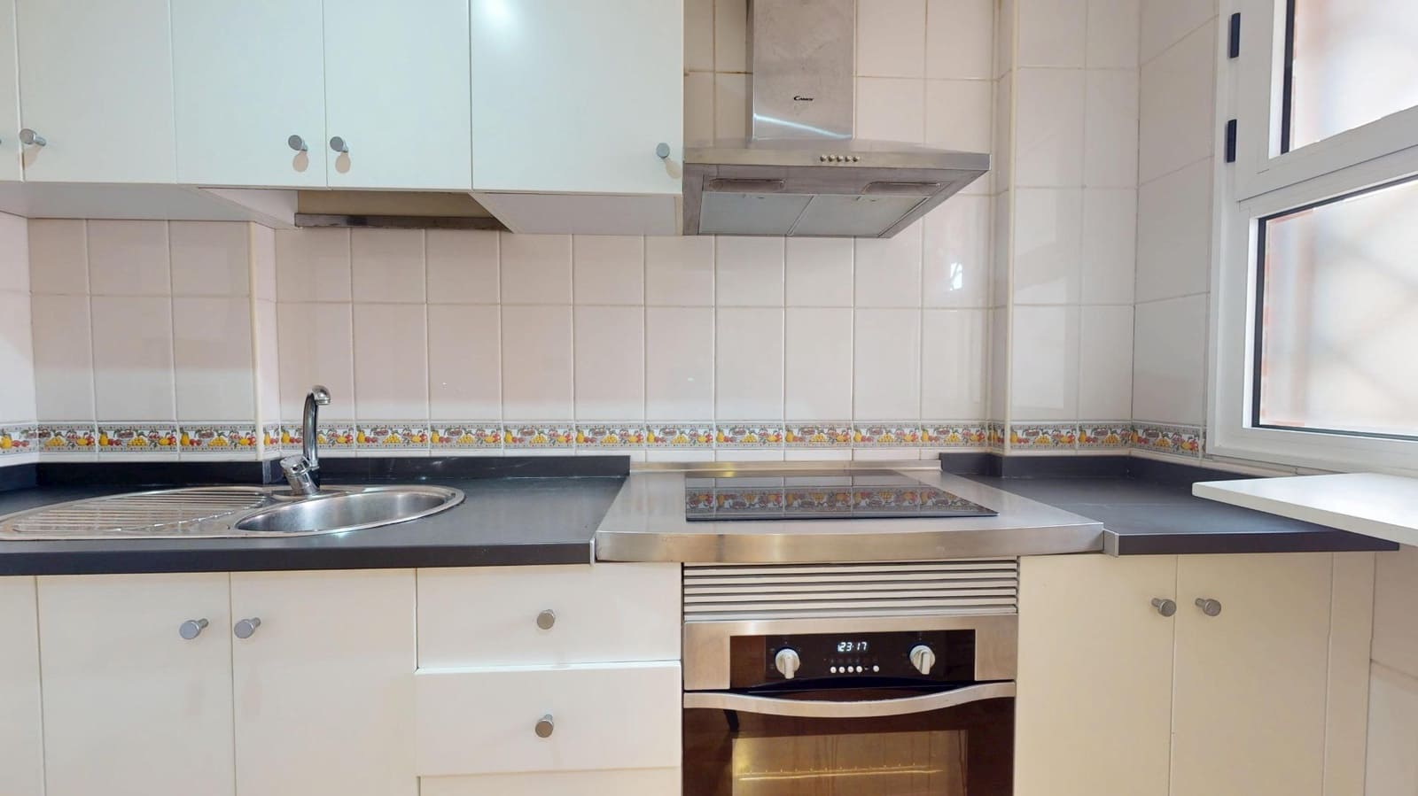 3 sovrum Lägenhet till salu i Las Palmas de Gran Canaria med garage - 395 000 € (Ref: 9994392)