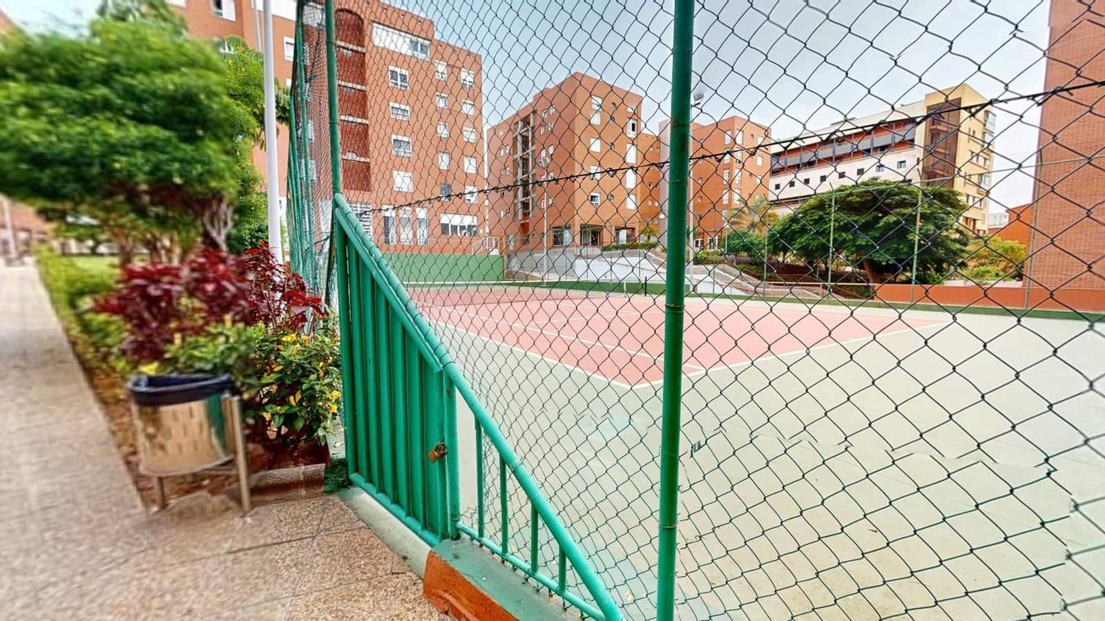 3 sovrum Lägenhet till salu i Las Palmas de Gran Canaria med garage - 395 000 € (Ref: 9994392)