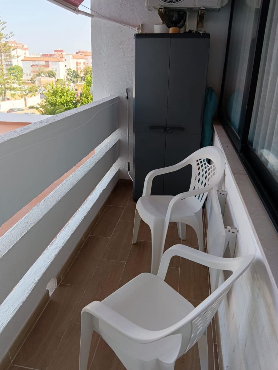 Studio till salu i Matalascanas med pool - 109 000 € (Ref: 9994394)