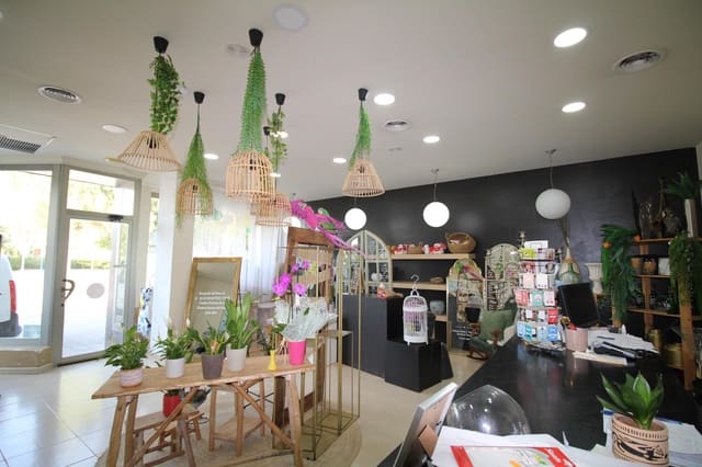 Commercial for sale in Torre-Pacheco - € 127,400 (Ref: 9995857)