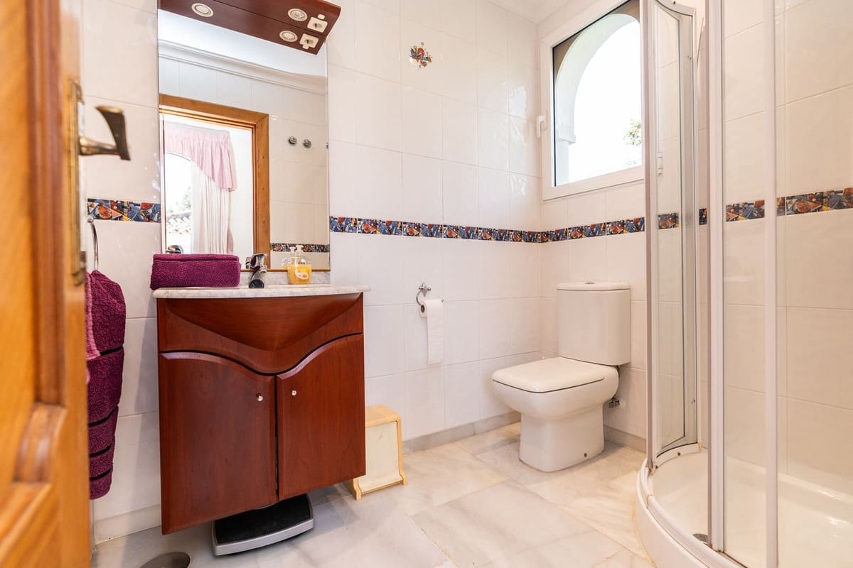 5 soveværelse Villa til salg i El Chaparral med swimmingpool garage - € 1.995.000 (Ref: 10027690)