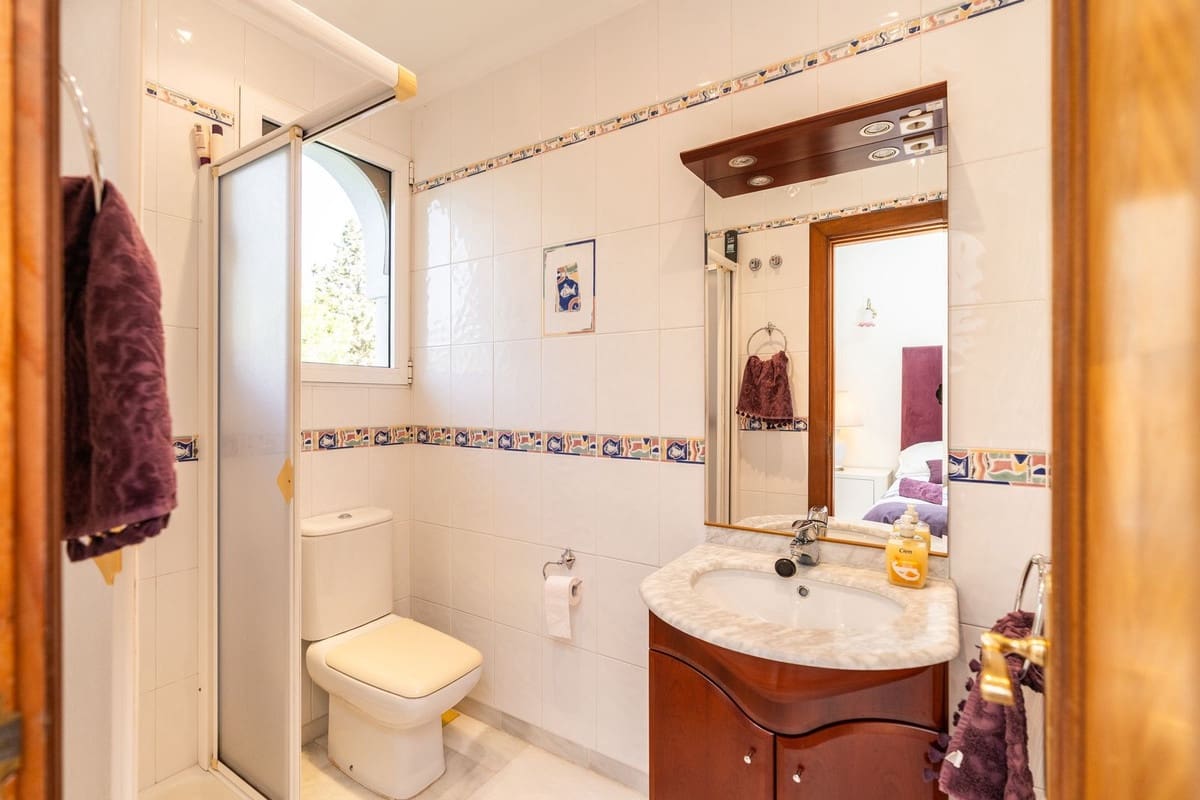5 soveværelse Villa til salg i El Chaparral med swimmingpool garage - € 1.995.000 (Ref: 10027690)