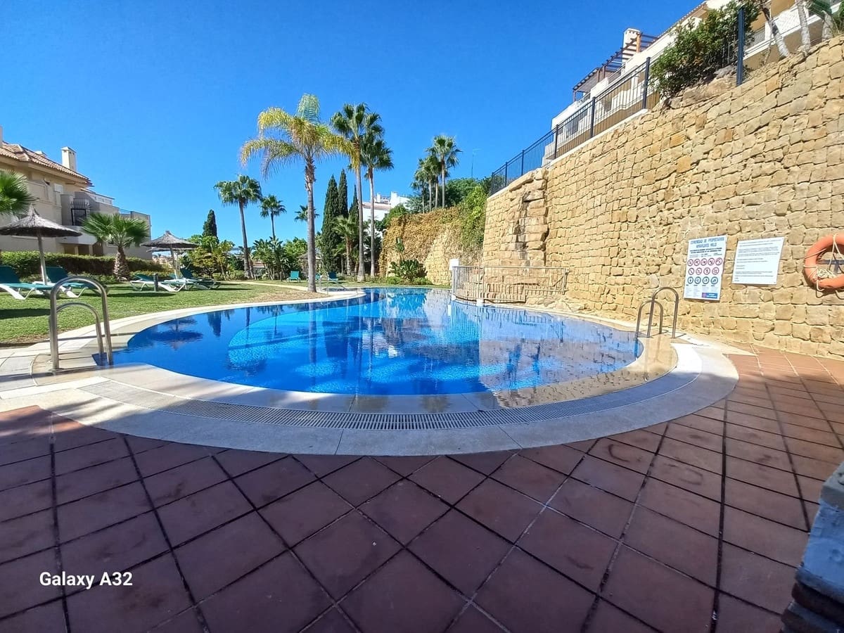 2 bedroom Apartment for sale in Riviera del Sol with pool garage - € 390,000 (Ref: 10172868)