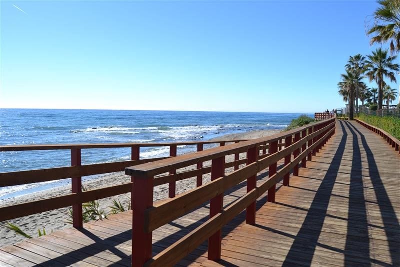 Comercial para venda em Calahonda - 290 000 € (Ref: 3764454)