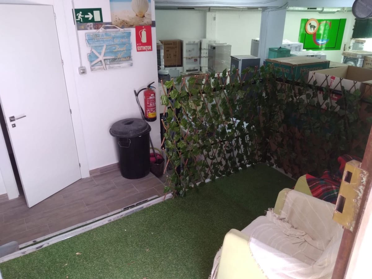 Comercial para venda em Calahonda - 290 000 € (Ref: 3764454)